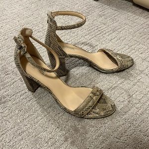 Kenneth Cole Reaction Lolita Strap Heels Snake Skin Size 8